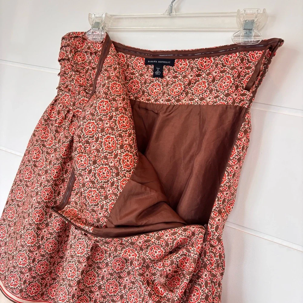 Banana Republic Orange Brown & Cream Printed Smocked Strapless Silk Top Size 8T - Picture 7 of 12